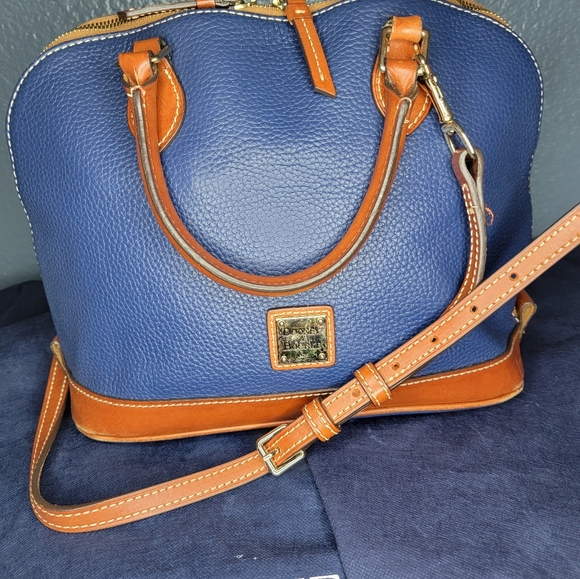 Dooney and Bourke satchel and wallet set - Picture 2 of 7